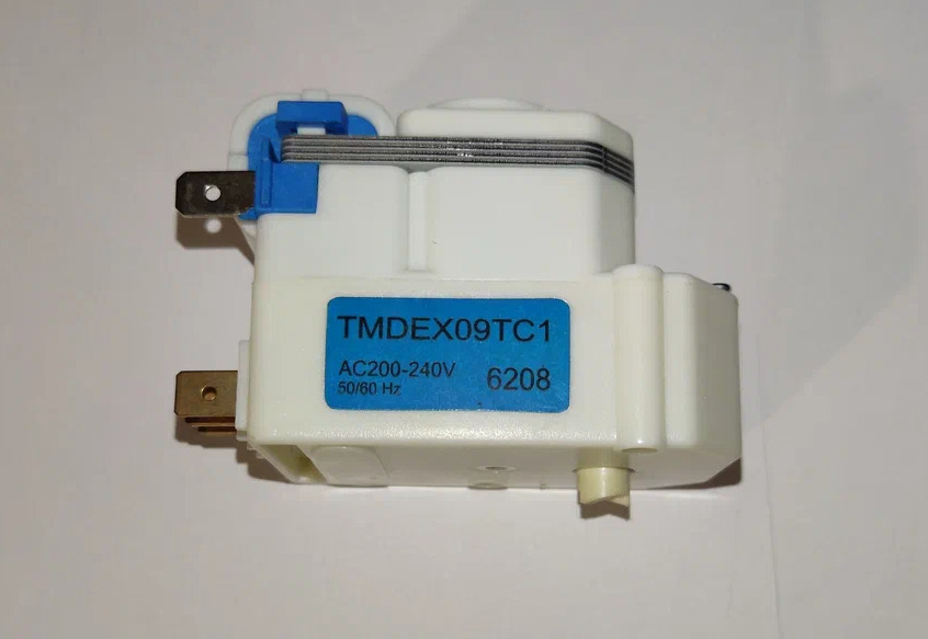 Таймер оттайки для холодильника. Таймер оттайки холодильника TMDE x09tc1. Tmdex09um1 3018100310. Таймер оттайки контроллер для холодильника. Таймер оттайки TMDE X-09 um1.