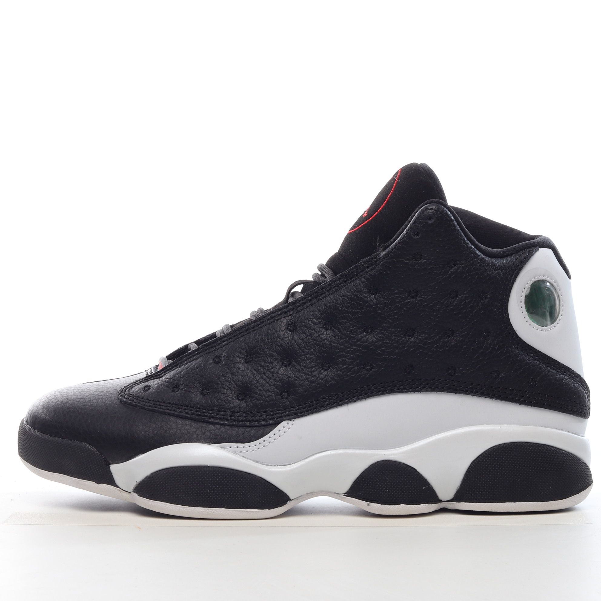 Harga air hot sale jordan 13