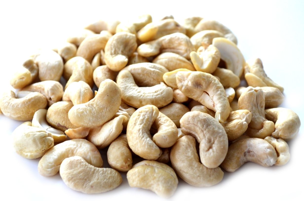 кешью сушеный 1 кг. кешью сырой. кешью ww 320 что это. кешью. кешью сушеный.