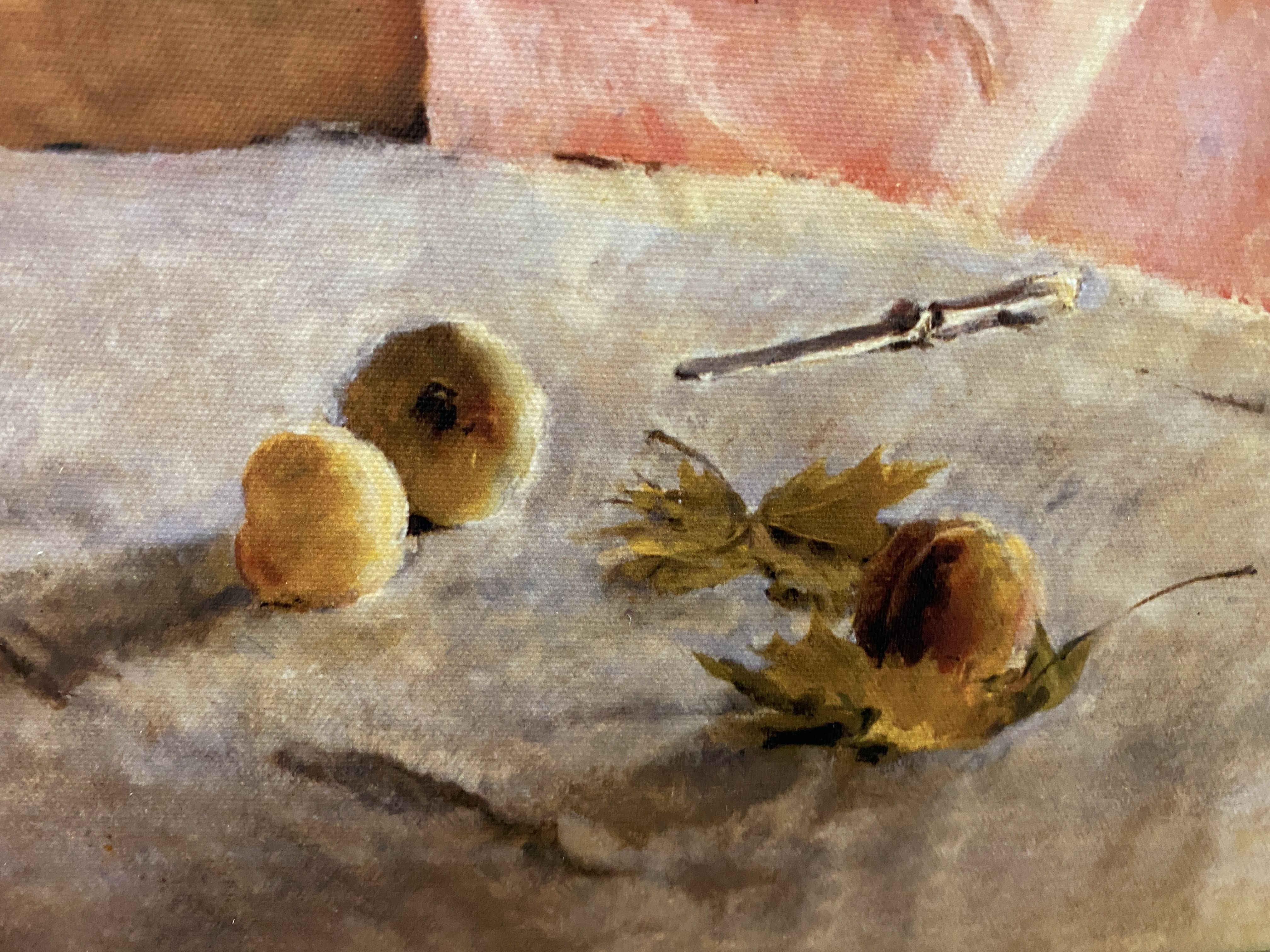 Листья какого дерева лежат на столе на картине серова девочка с персиками