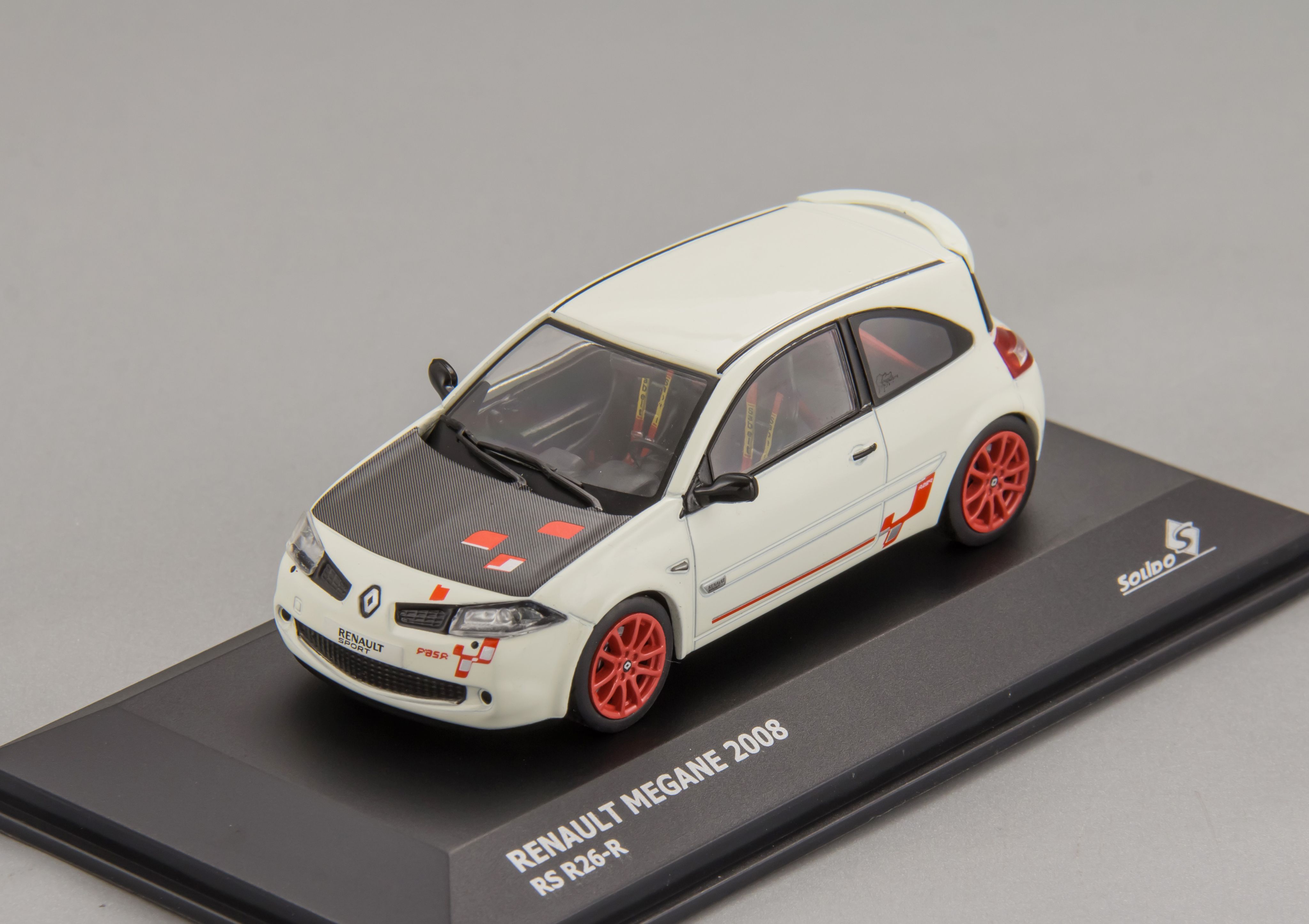 МасштабнаямодельRenaultMegane2RSR26-R-2008