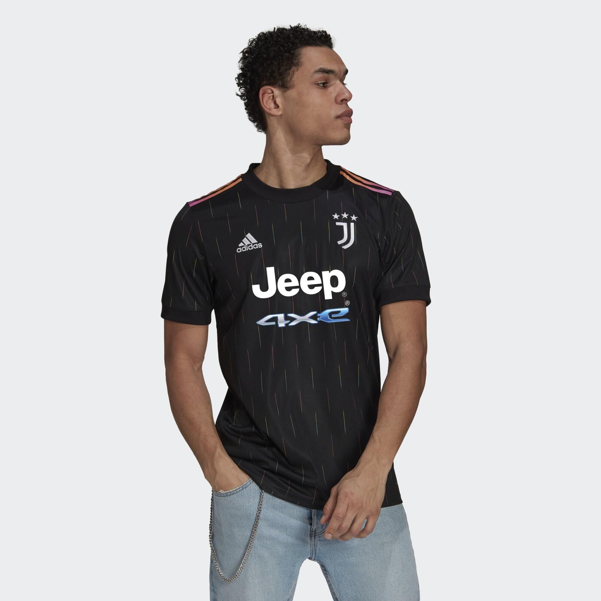 Adidas juve tg wov. Deutscher fussball bund adidas шорты. Adidas 3 stripes олимпийка. Adidas juventus. Adidas juventus.