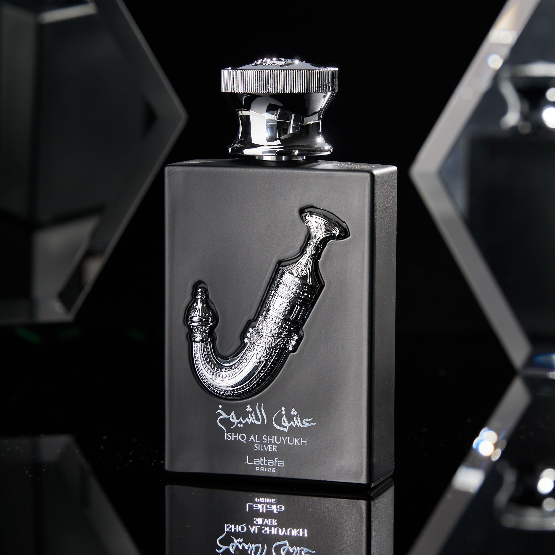 Арабская страсть. Lattafa ishq al shuyukh. Lattafa ishq al shuyukh. Lattafa ishq al shuyukh. Духи lattafa ishq al shuyukh.