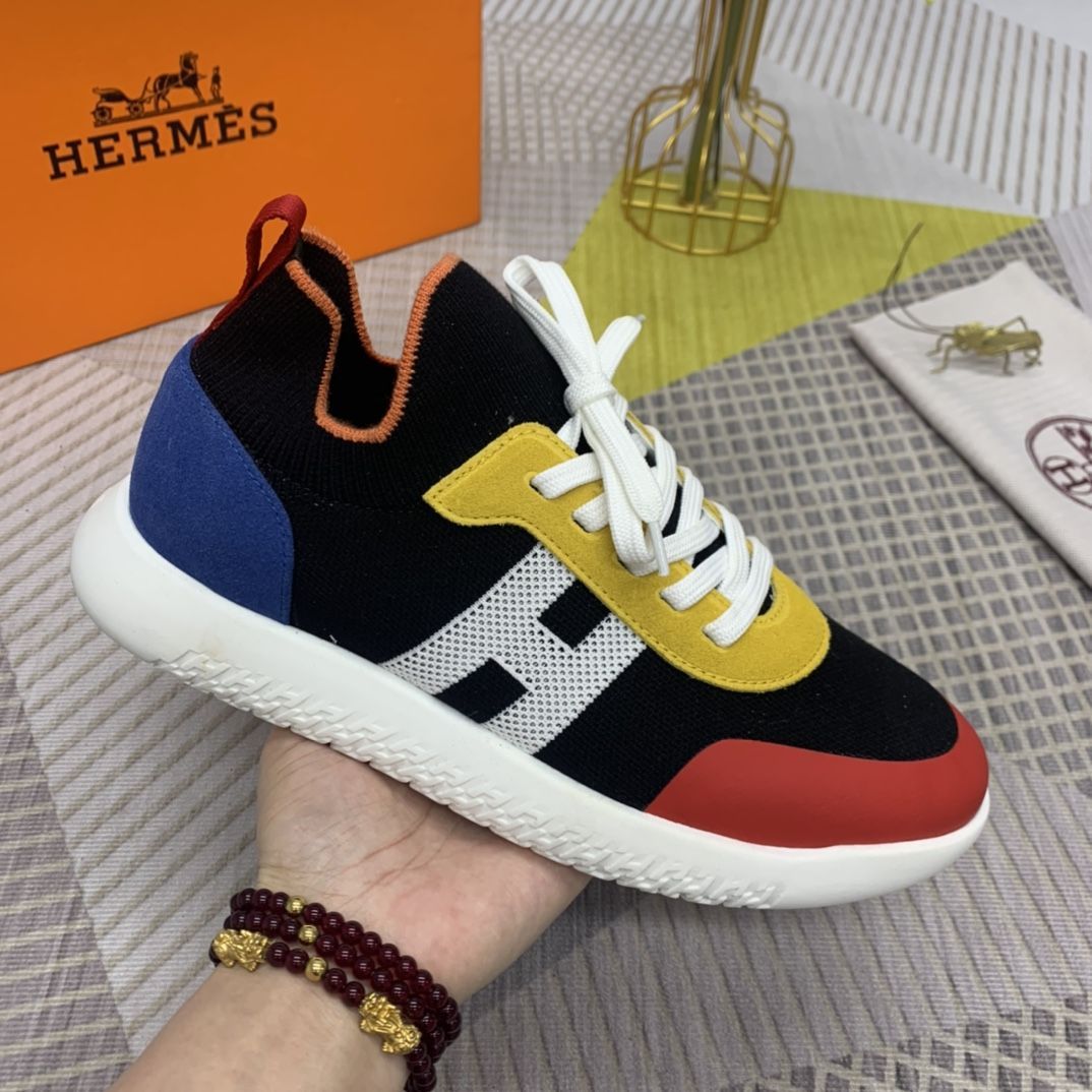 Кроссовки гермес. Кроссовки Hermes детские. Hermes кроссовки женские с ключиком.
