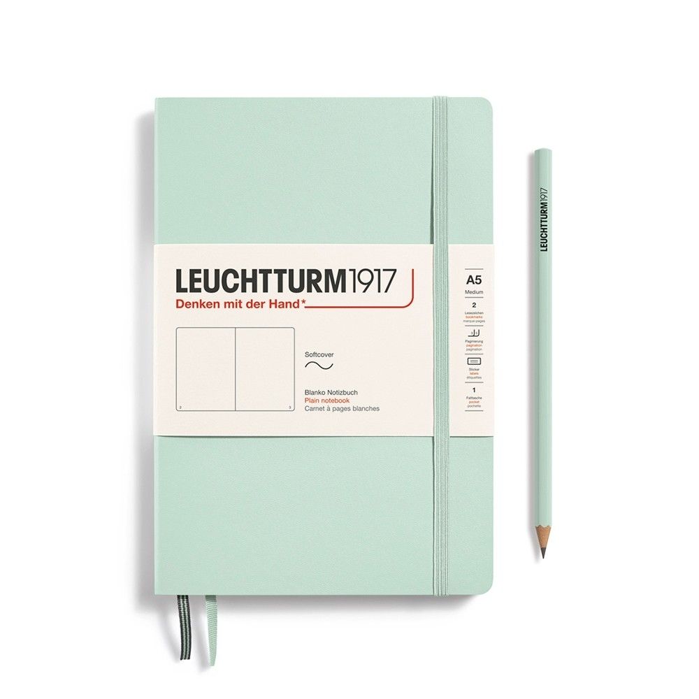 Leuchtturm1917 Medium. Сиреневый блокнот. Еженедельник 2023 распечатать. Leuchtturm1917, Composition.