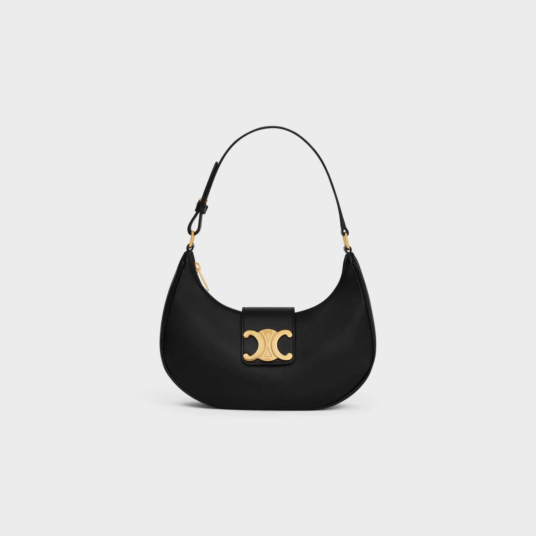 Celine, полная современных стилей, является французским люксовым брендом
