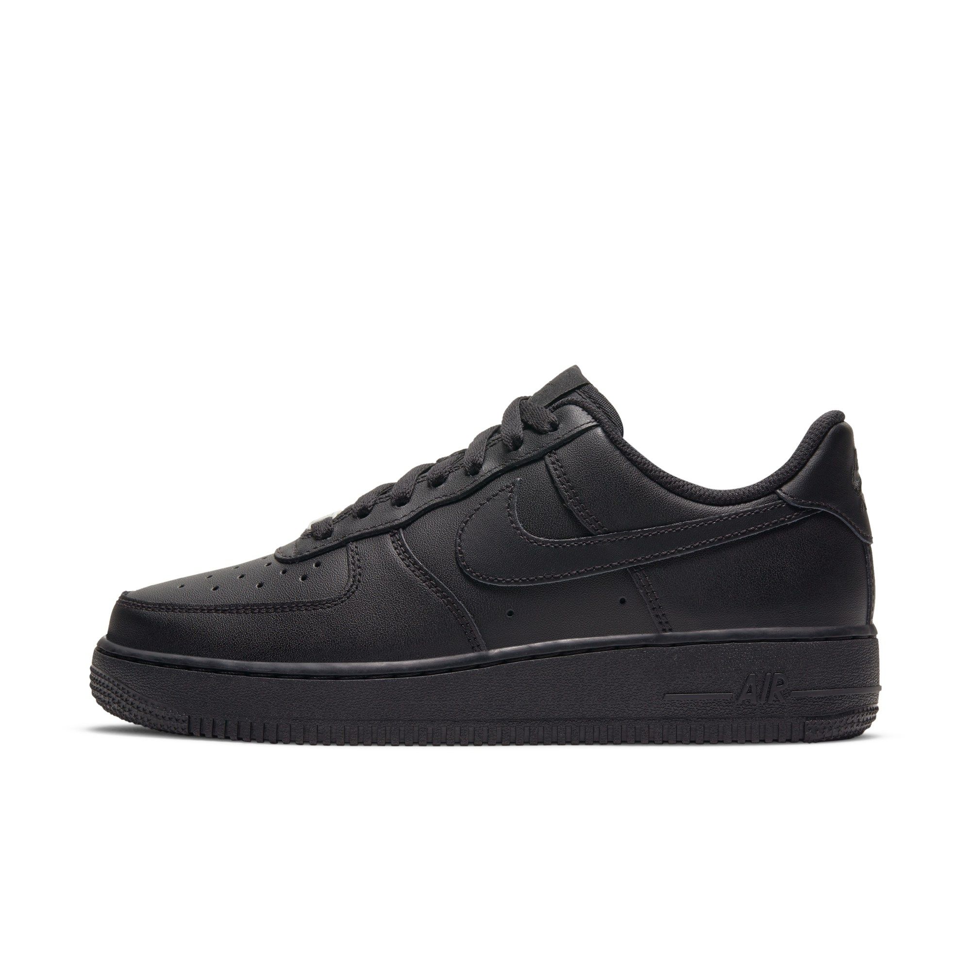 Nike force мужские черные. Nike court vision low мужские. nike air force 1 07 black. nike air force 1 07 low black. nike air force 1 07 черные.