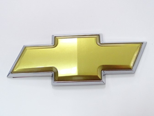 Эмблема передней решетки радиатора Нива Шевроле 2123 2123-8212064 ...