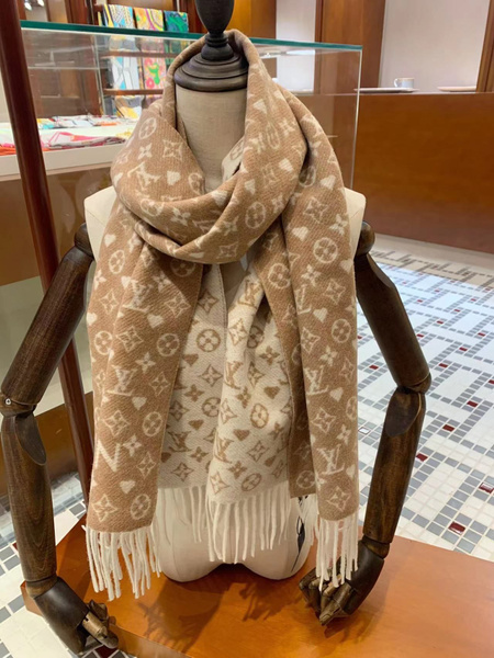 Палантин Louis Vuitton - купить с доставкой по выгодным ценам в ...