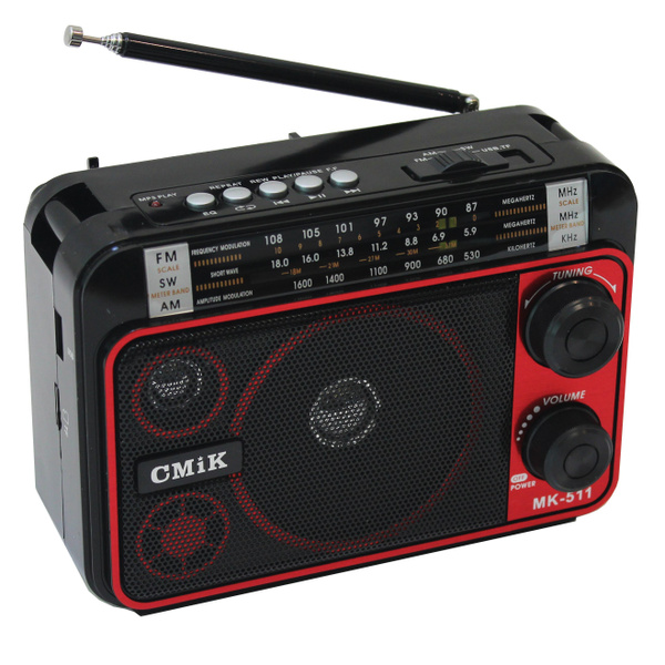 Аналоговый FM радиоприемник красного цвета с MP3-проигрывателем и ...