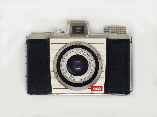 Un bel appareil photo argentique Kodak Colorsnap Bantam 128 vintage n°4 - Canada
