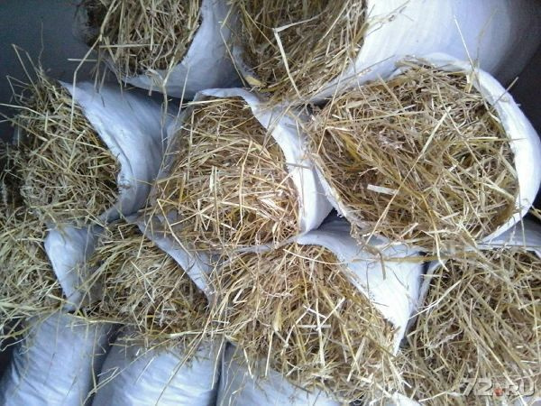 Солома пшеничная в мешках 60 литров - купить с доставкой по выгодным ...