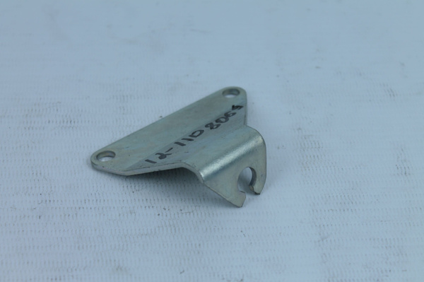 Кронштейн регулировки троса газа (акселератора) для ВАЗ 2110, 2111 ...