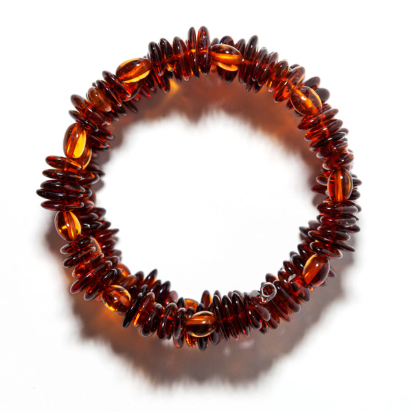 Браслет из янтаря натуральный на струне женский. Браслет из янтаря ...