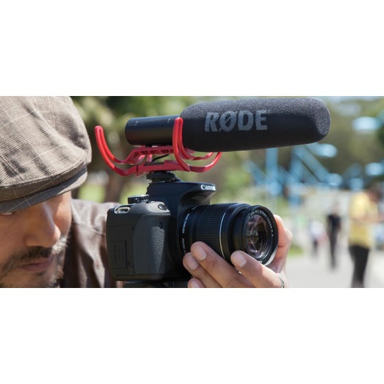 Rode video. Rode VIDEOMIC Rycote. Микрофон Rode VIDEOMIC Pro+. Rode VIDEOMIC NTG держатель. Микрофон Rode VIDEOMIC Rycote на камере.