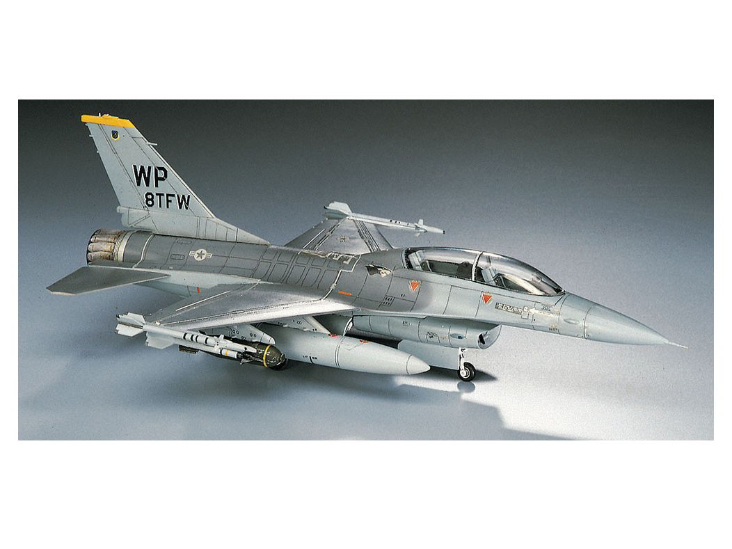 00444 Hasegawa сборная модель Истребитель F-16B Plus F.F. (1:72)