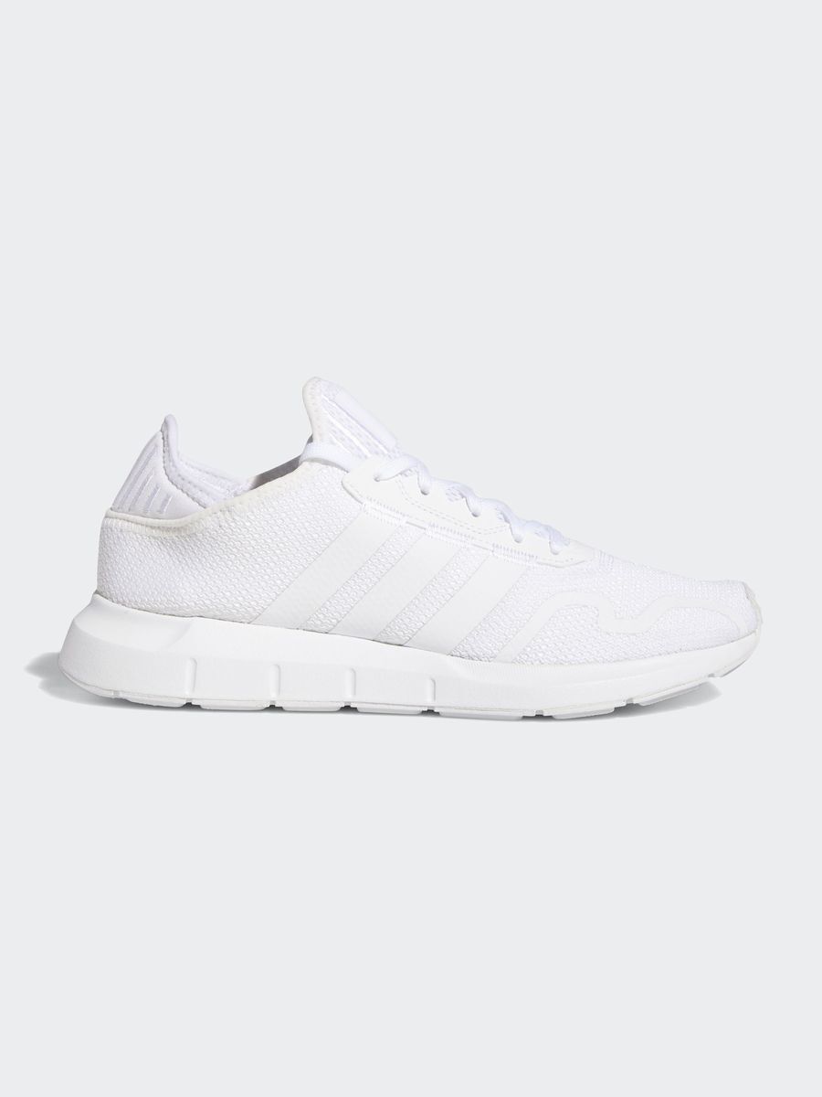 Кроссовки adidas Swift Run X — купить 