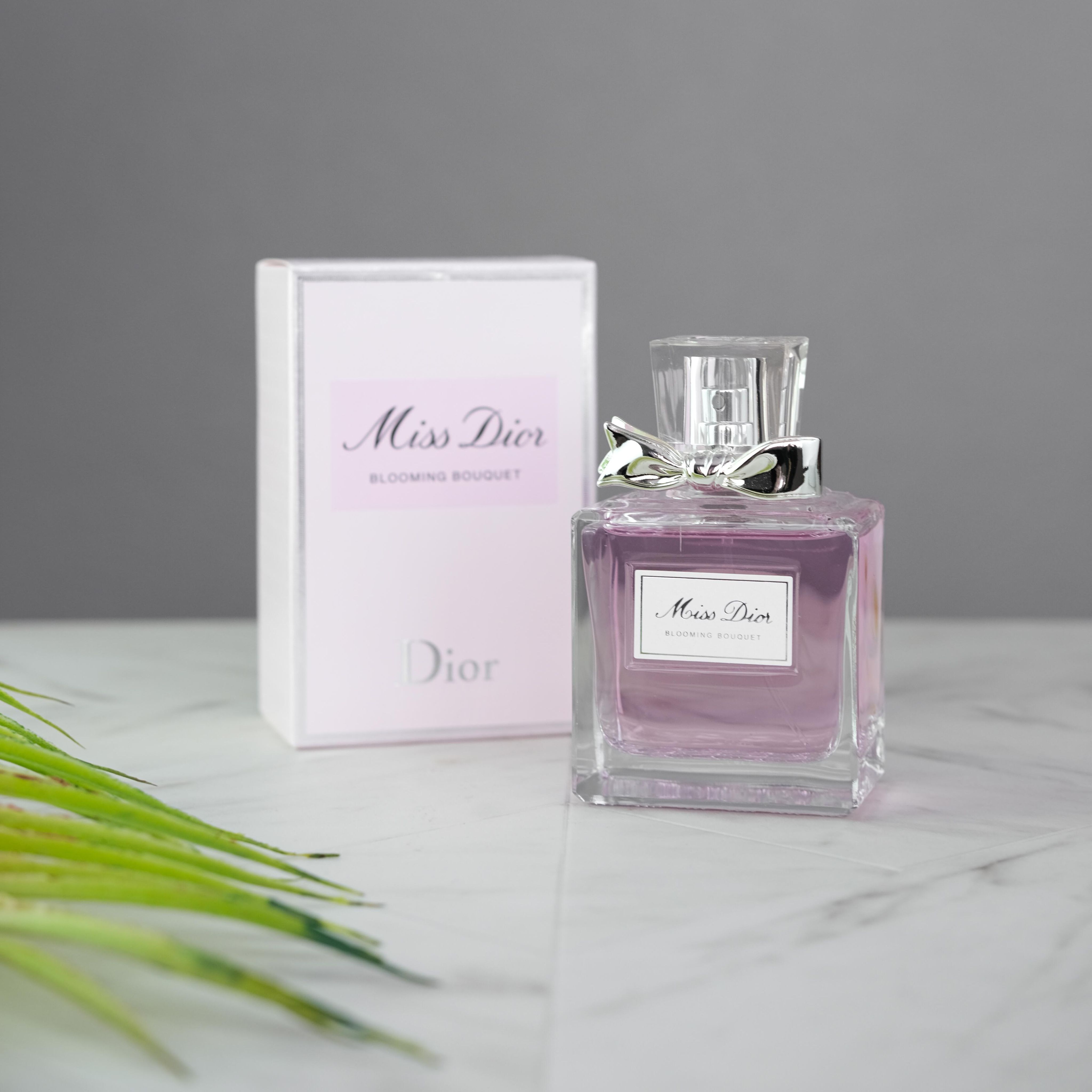 Духи диор блуминг букет. Диор Блуминг букет. Мисс диор Блуминг букет. Miss Dior Blooming Bouquet (2023) Dior.
