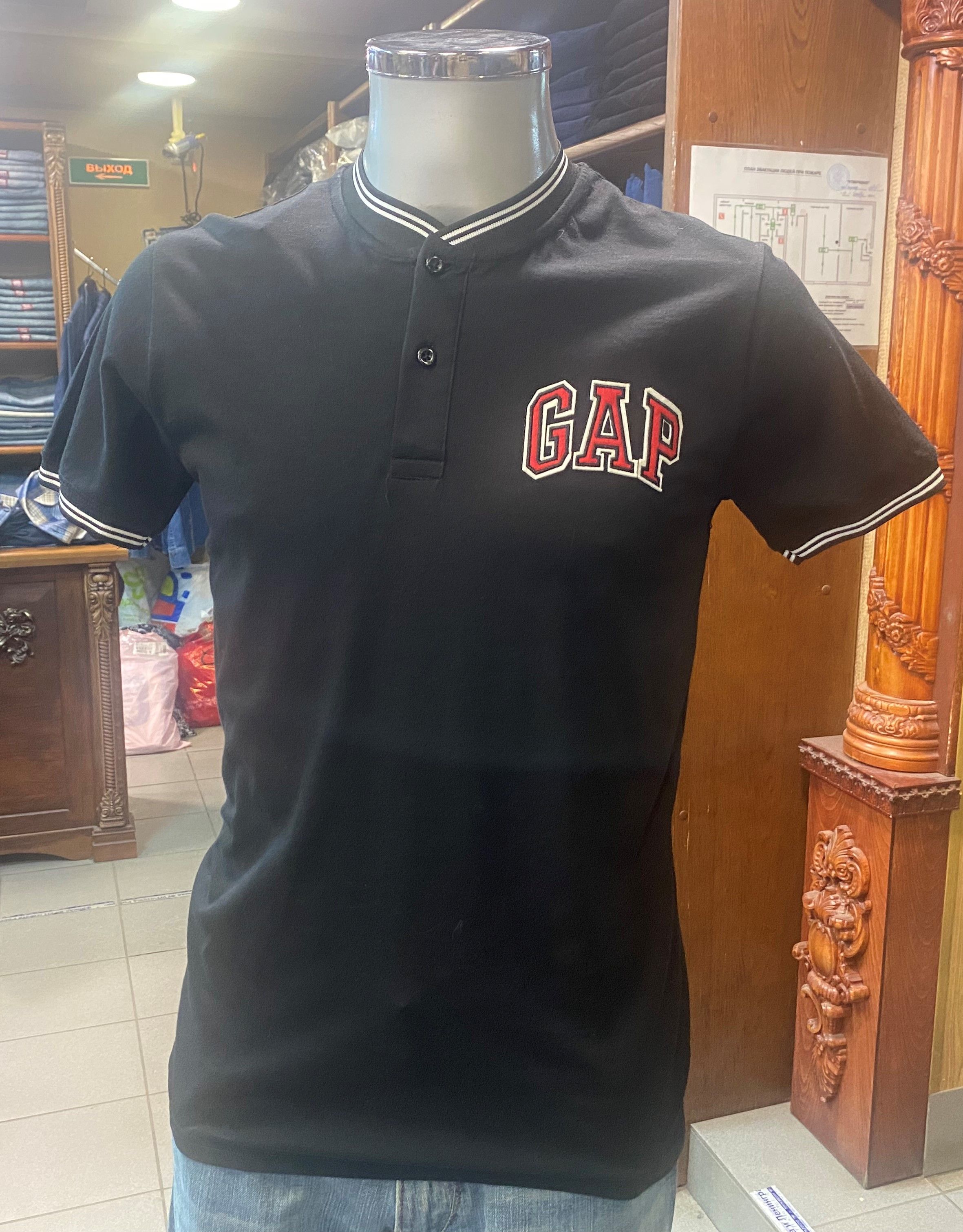 Gap polo deals