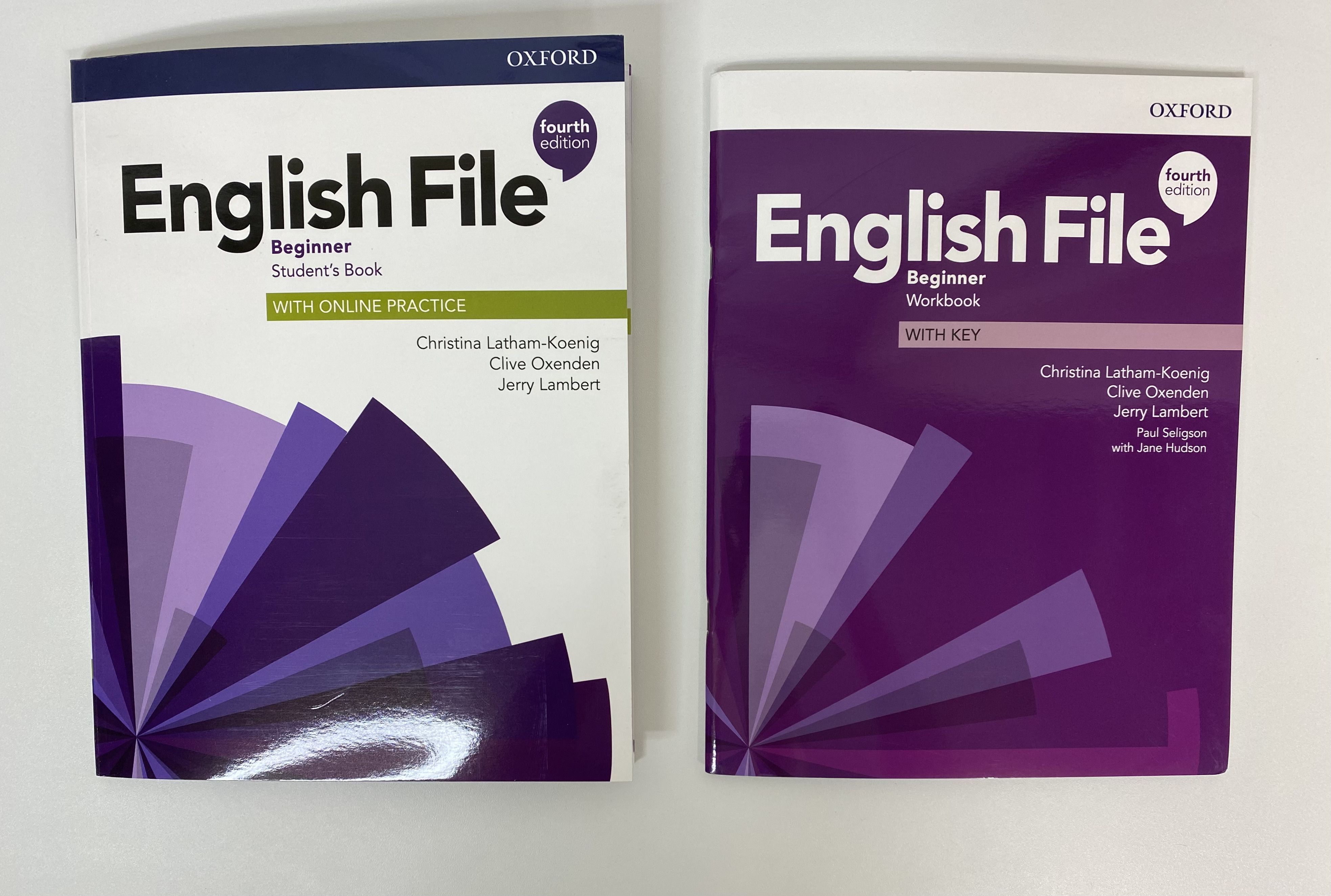 English file 4th edition students book. English file: Beginner.