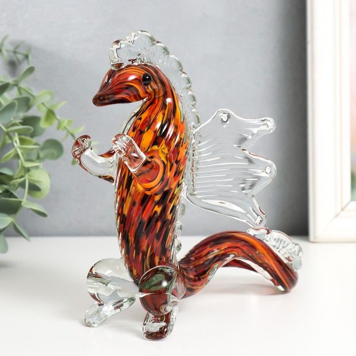 Дракон из стекла. Символ года дракон стеклянный. Символ года дракон стеклянный. Литые фигурки из стекла. Джи 22 dragon glass.