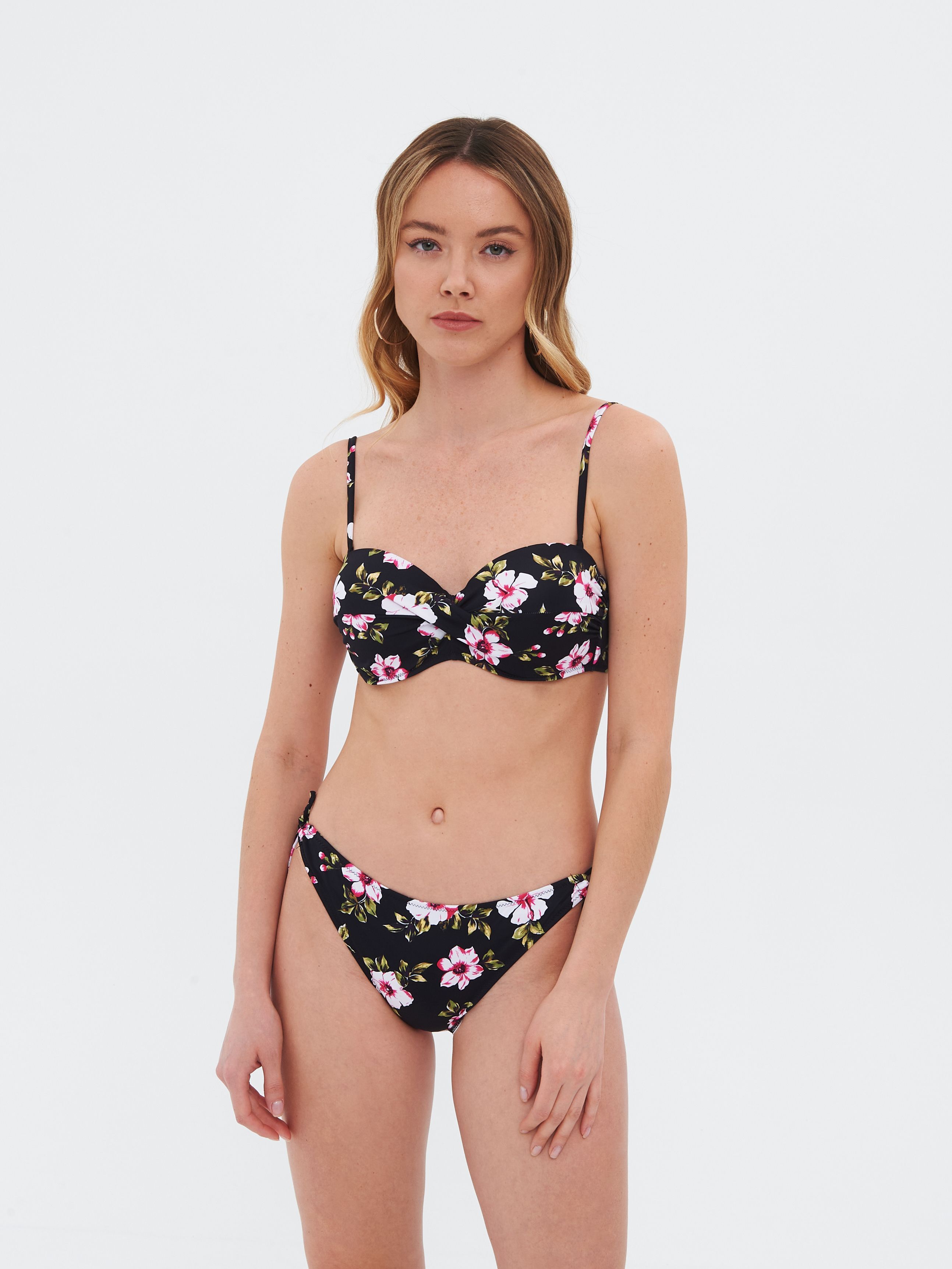 Марго купальники. Марго купальники. Марго купальники. Марго купальники. Марго купальники.