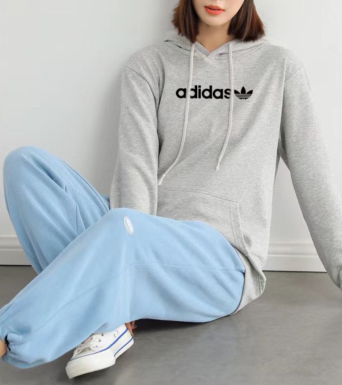 РҐСѓРґРё adidas Kylie Jenner