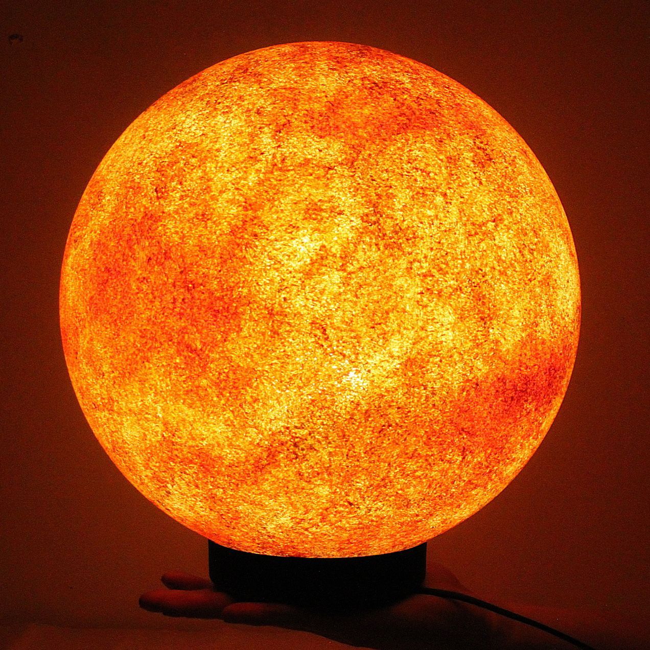 Здесь под желтым солнцем ламп. Светильник Планета Марс. Светильник солнце. Солнечная лампа. Ночник солнце.