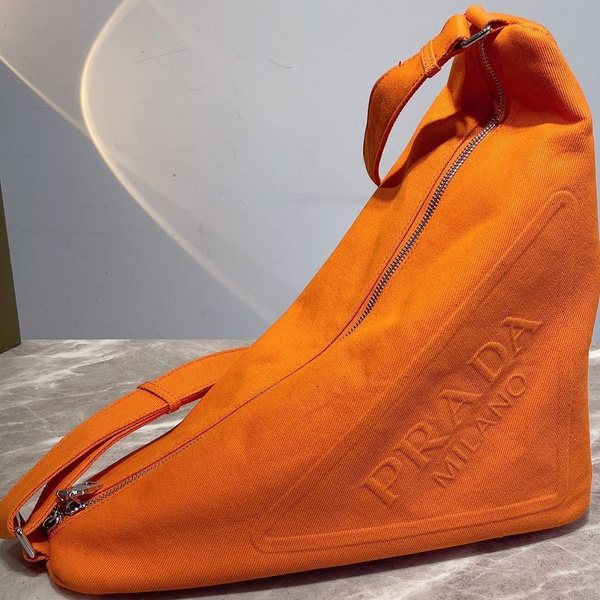 Prada Сумка шоппер - купить с доставкой по выгодным ценам в интернет ...