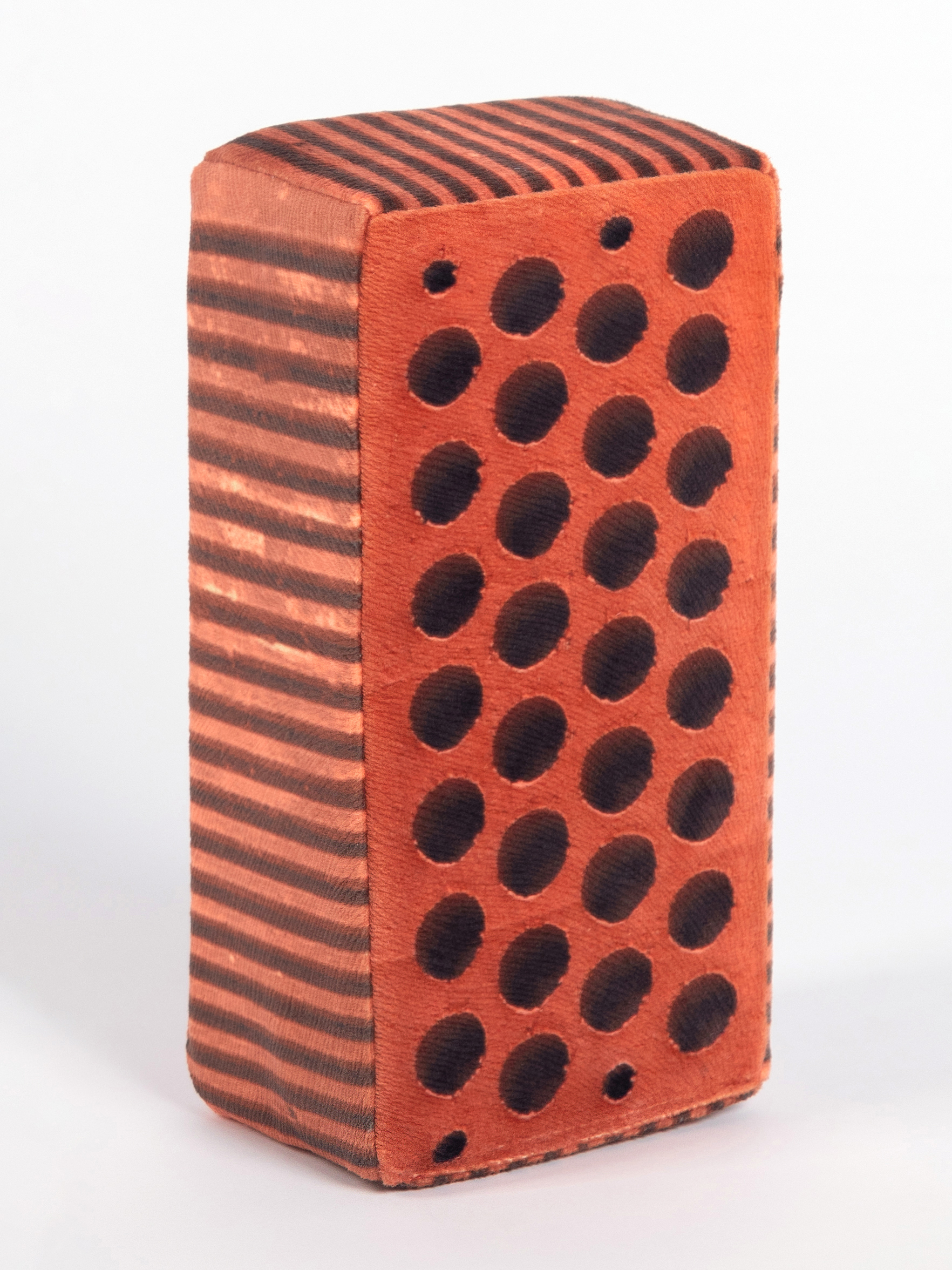 Антистресс «кирпичъ». Подушка кирпич n 2. Мягкие подушки кирпичи. Декоративные подушки цвет кирпичный. Мягкие подушки кирпичи.