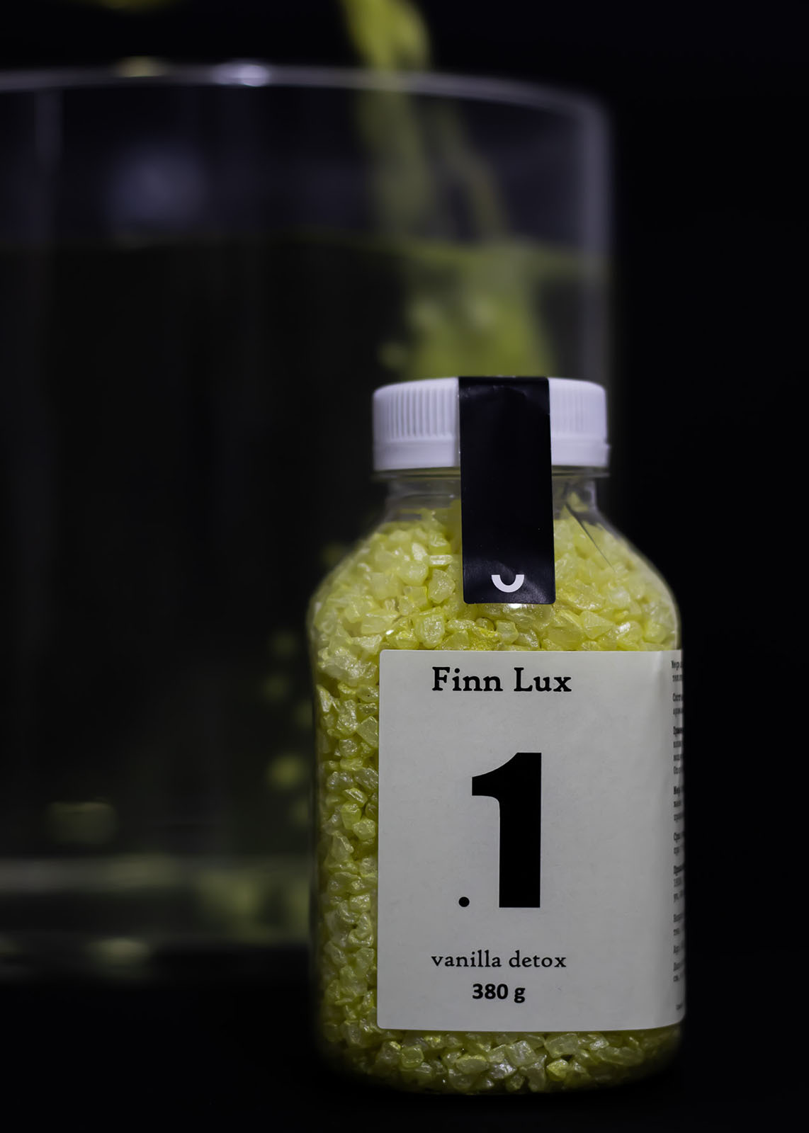 Finn lux oceanica. Finn luxe. Finn lux. Мерцающая соль для ванны шиммер violet. Соль для ванной с пихтой сибирской.