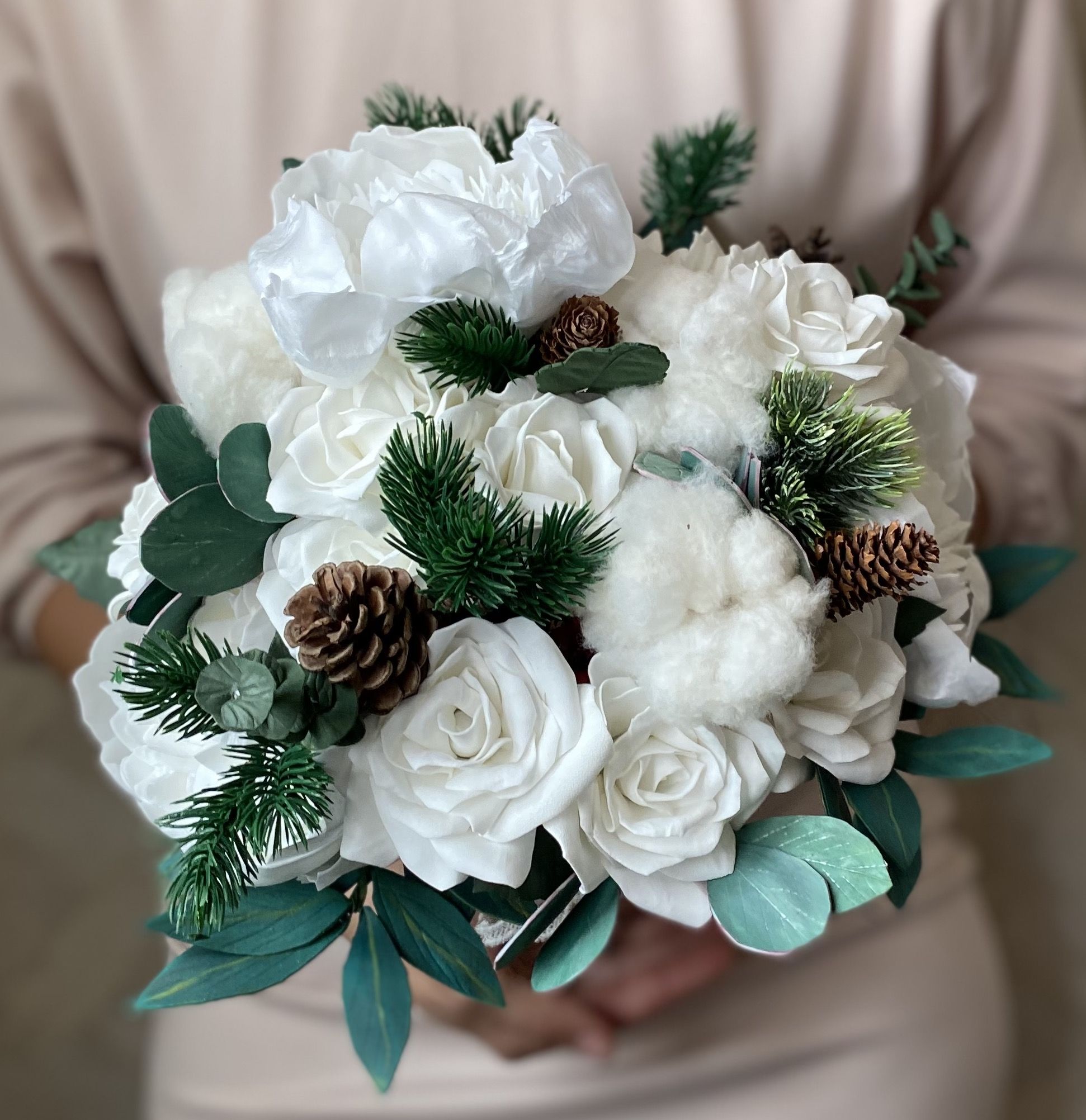 Зимний свадебный букет с хлопком шишками и цветами ручной купить по  доступной цене с доставкой в интернет-магазине OZON (711797738)