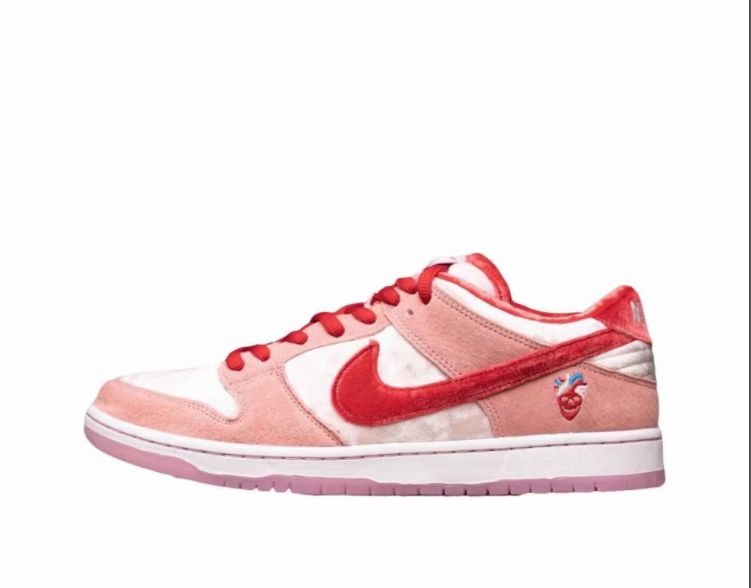 Nike SB Dunk Love