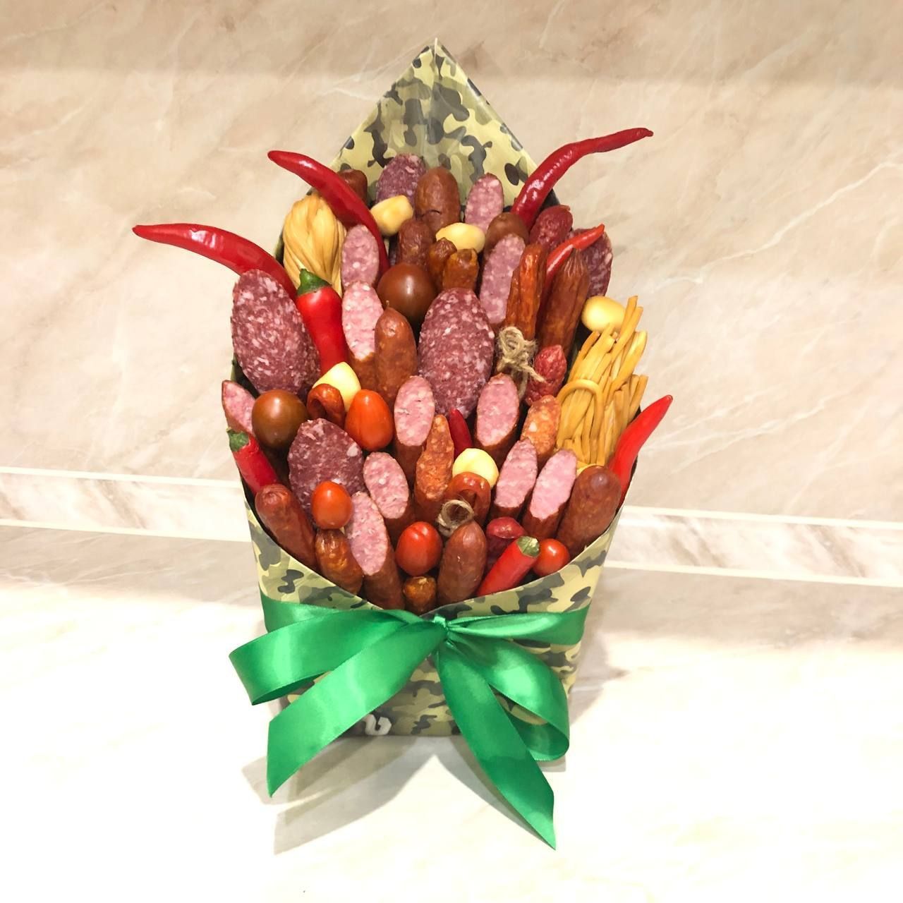 Мужской букет из колбасок