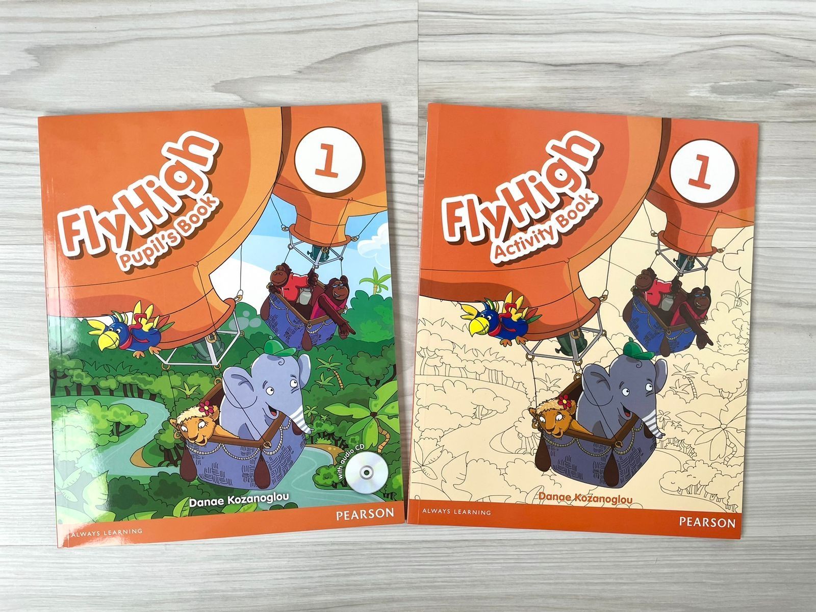 Fly High. Учебник Fly High 4. Fly High 1 pupils book. Летающие учебники.