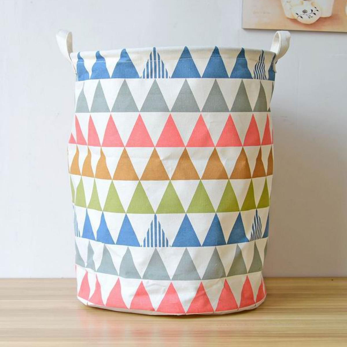 Корзина для игрушек синий треугольник. Корзина для белья из полиэфирного шнура. Корзина для белья крючком. Обвязка корзинки из трикотажной пряжи. Корзины из хлопкового шнура на машинке.