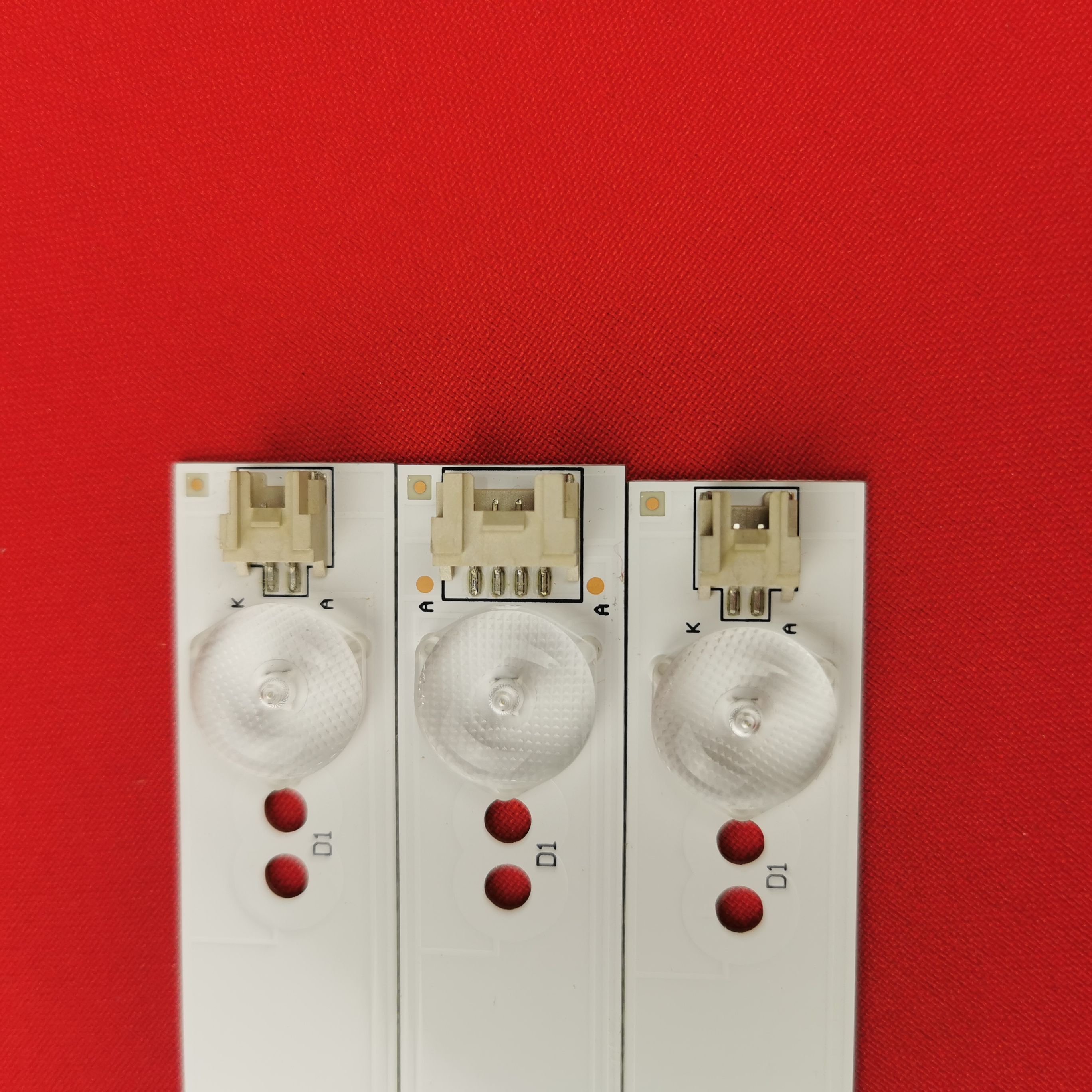 Подсветка ZDCY315D10M-ZC15F-04 + ZDCY315D10P-ZC15F-04 для тв AKAI LEA-32A08G