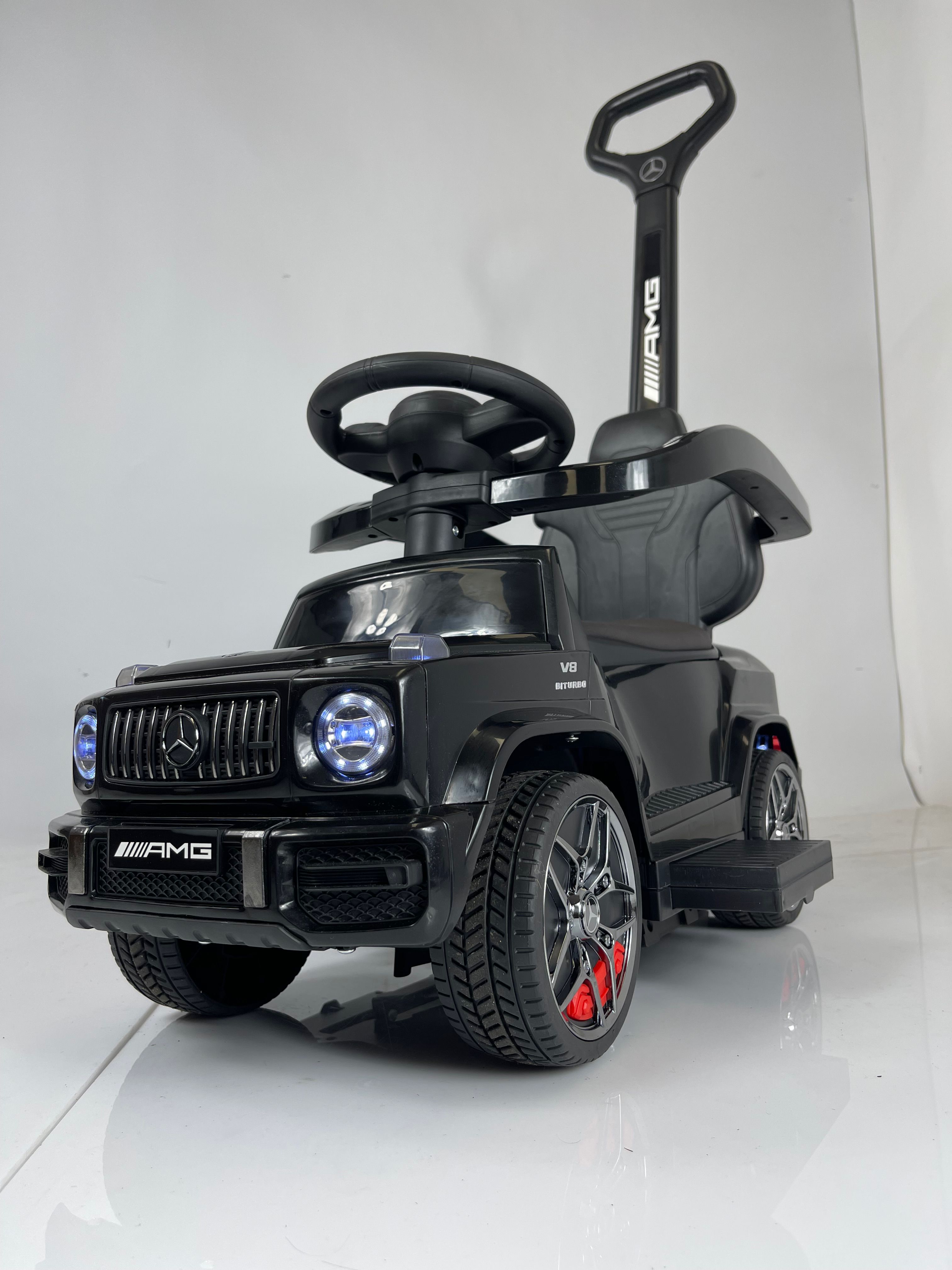 Детский толокар Rivertoys Mercedes-Benz G63 (Z001ZZ-A) черный бриллиант