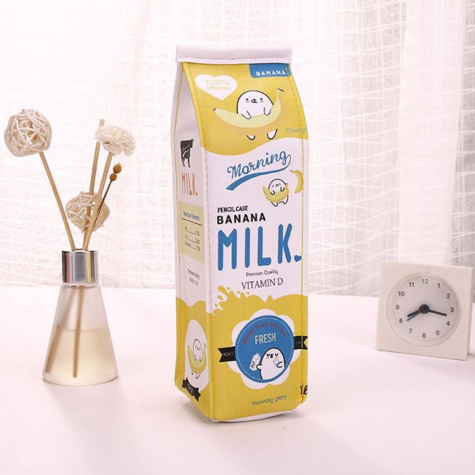 Пенал молоко. Пенал в виде молока. Пенал в виде пакета молока. Пенал в форме молока. Пенал банановое молоко.