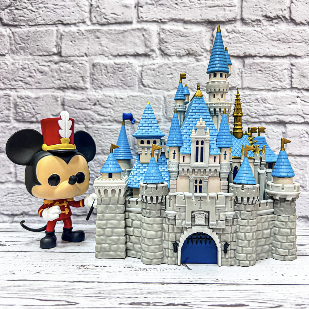 disneyland funko