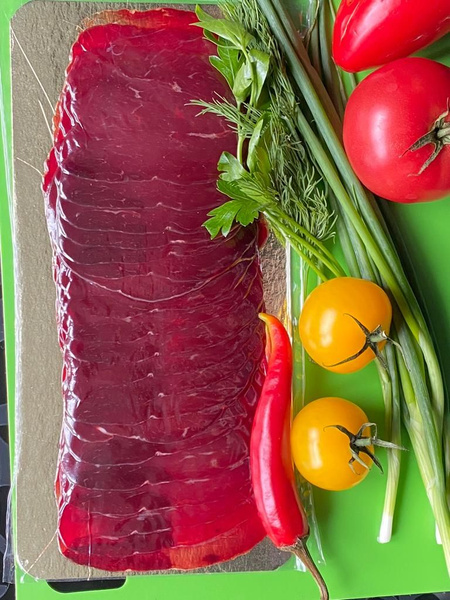 Деликатесное сыровяленое мясо конины, нарезка, 300 гр./ ИП Бусел А.В ...