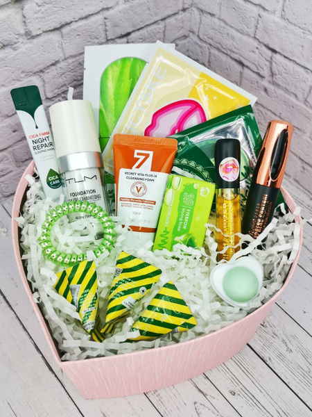 Подарочный набор для женщин Бьюти Бокс/Косметика для лица/Beauty Box ...