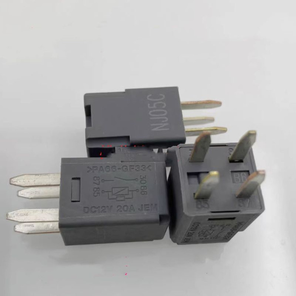 3pcs Автомобильное реле PA66-GF33 13848981 DC12V20A 4 - pin - арт. 357 ...