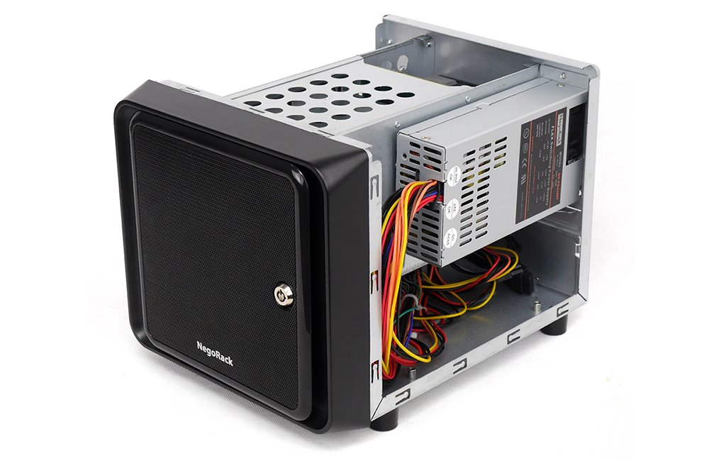 Мини корпус. Корпус NEGORACK Nr-itx1. Nr-itx1. Корпус для nas Mini-ITX. Корпус Mini-ITX для nas, 300вт, 4xsas/SATA HOTSWAP HDD, USB 3.0, 2.5