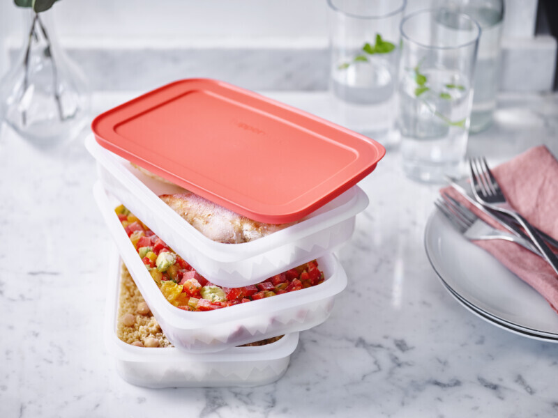 Контейнер для закусок и слоеных салатов 1 8 л tupperware