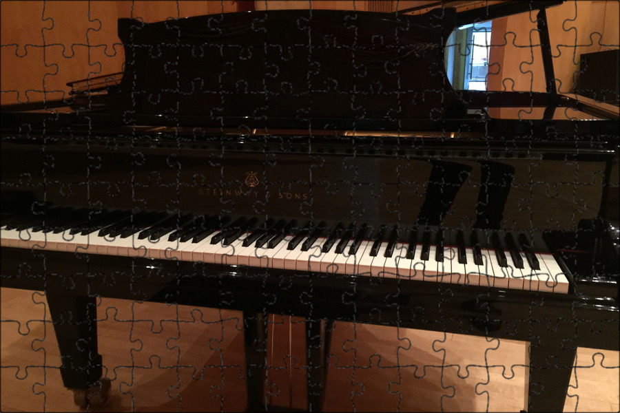 Цифровое пианино песни. Концертный рояль Steinway. Пианино Steinway sons k-132. Steinway кабинетный рояль. Клавишные инструменты.