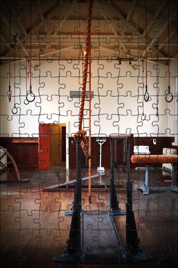 School in 1900. Женский спортзал 1940. History gym. Старый спортзал. Фитнес лайф инстаграмм.