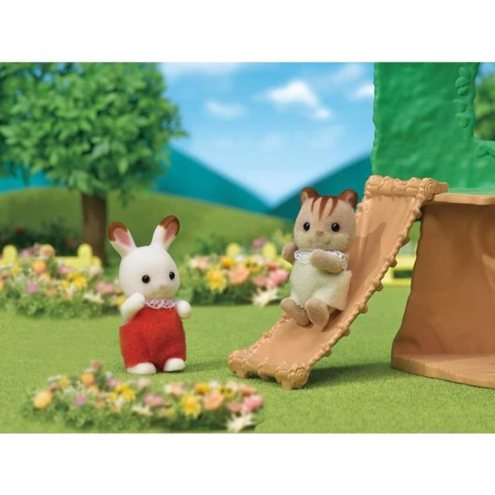 Игровой набор Sylvanian Families Домик на дереве 5318 - купить с доставкой  по выгодным ценам в интернет-магазине OZON (672781619)