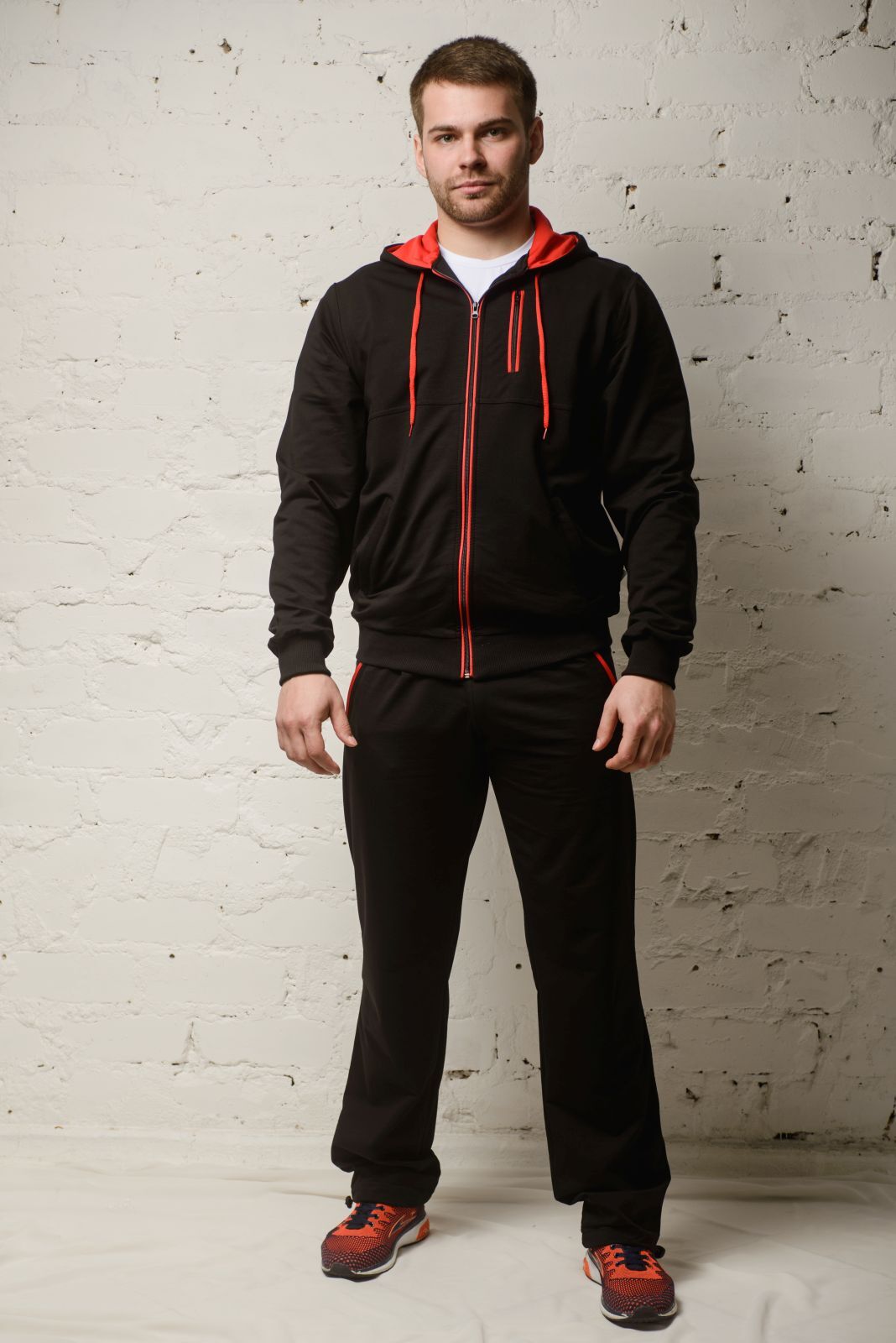 Черно красный спортивный костюм мужской