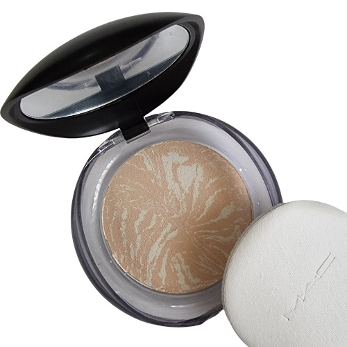 Пудра отзывы. Пудра запеченная Mac Luminys Silk Baked face Powder. Mac пудра для лица запеченная Luminys Silk Baked. Пудра Pupa запеченная тона.